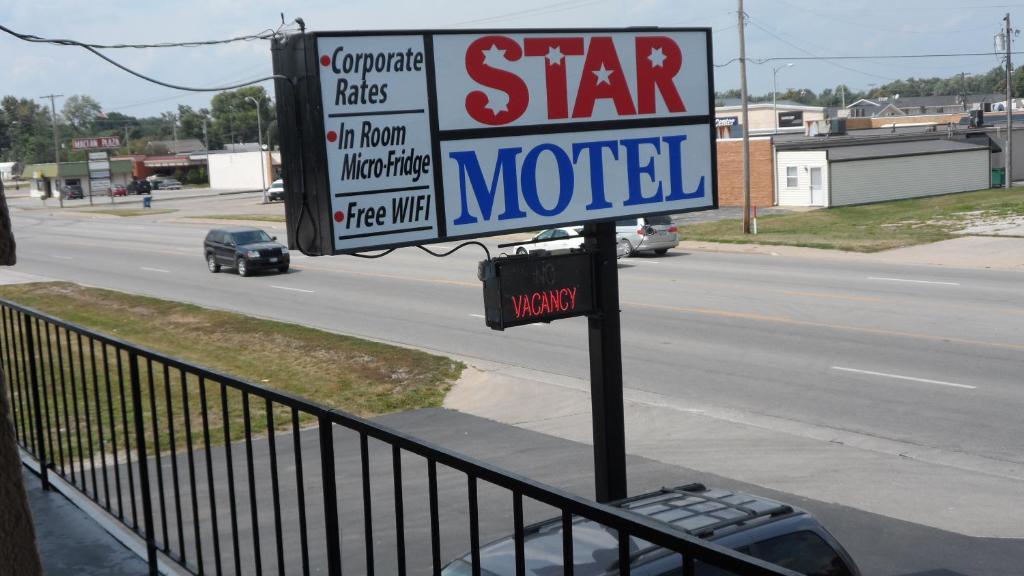 Star Motel Macomb Ngoại thất bức ảnh